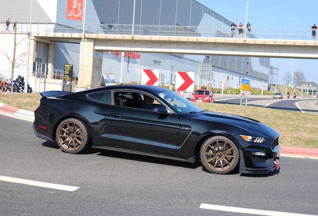 Ford Mustang Shelby GT350 2015