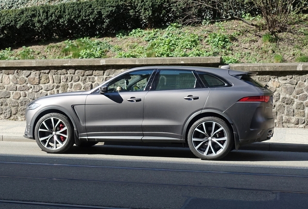 Jaguar F-PACE SVR