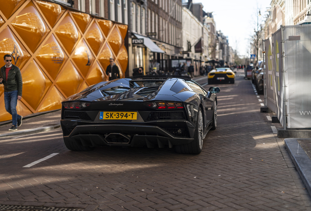 Lamborghini Aventador S LP740-4 Roadster