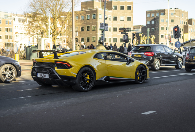 Lamborghini Huracán LP640-4 Performante