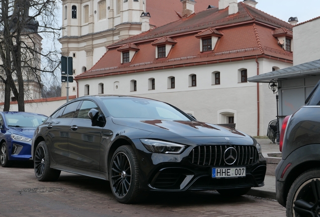 Mercedes-AMG GT 63 S X290