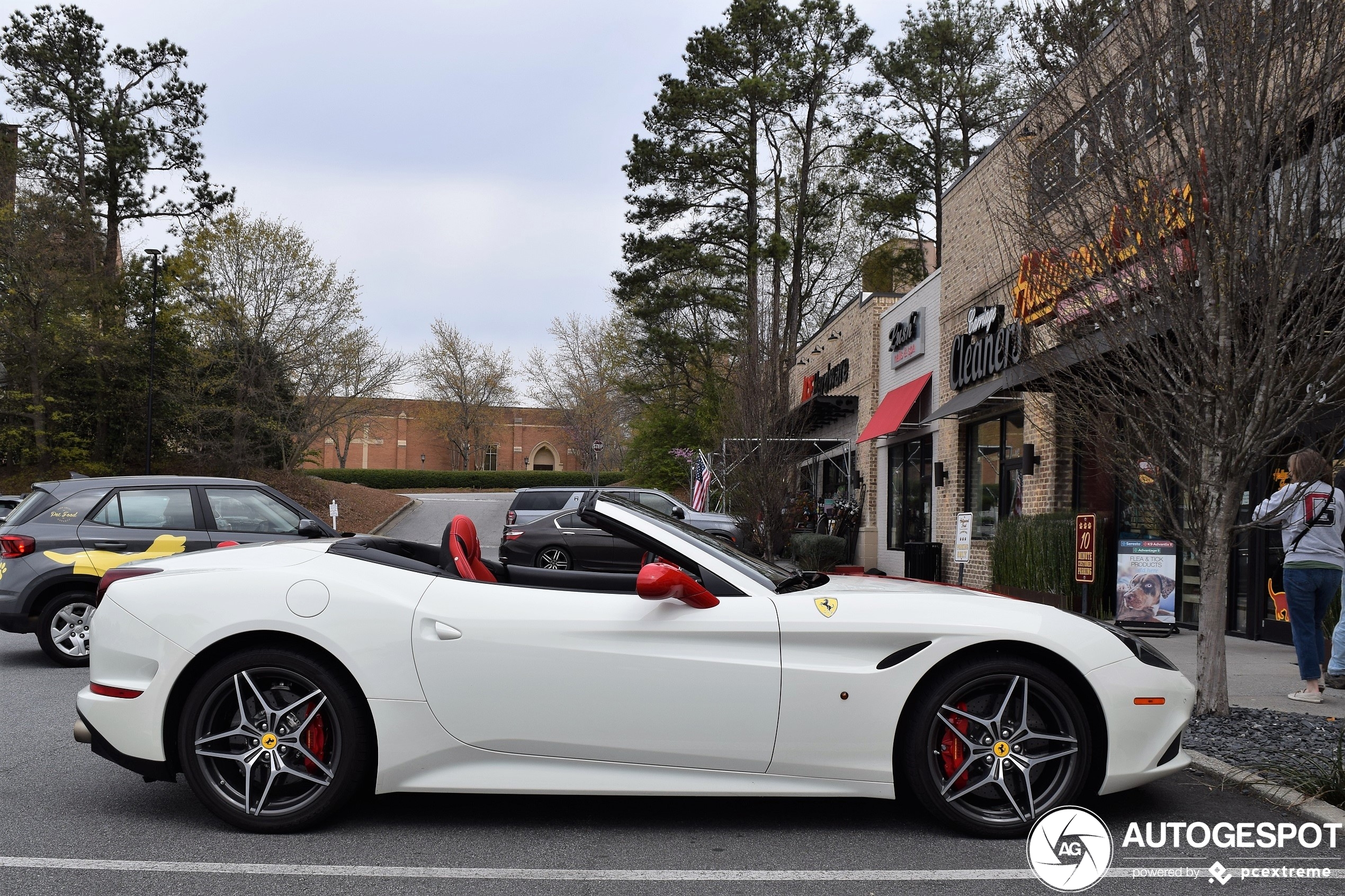 Ferrari California T