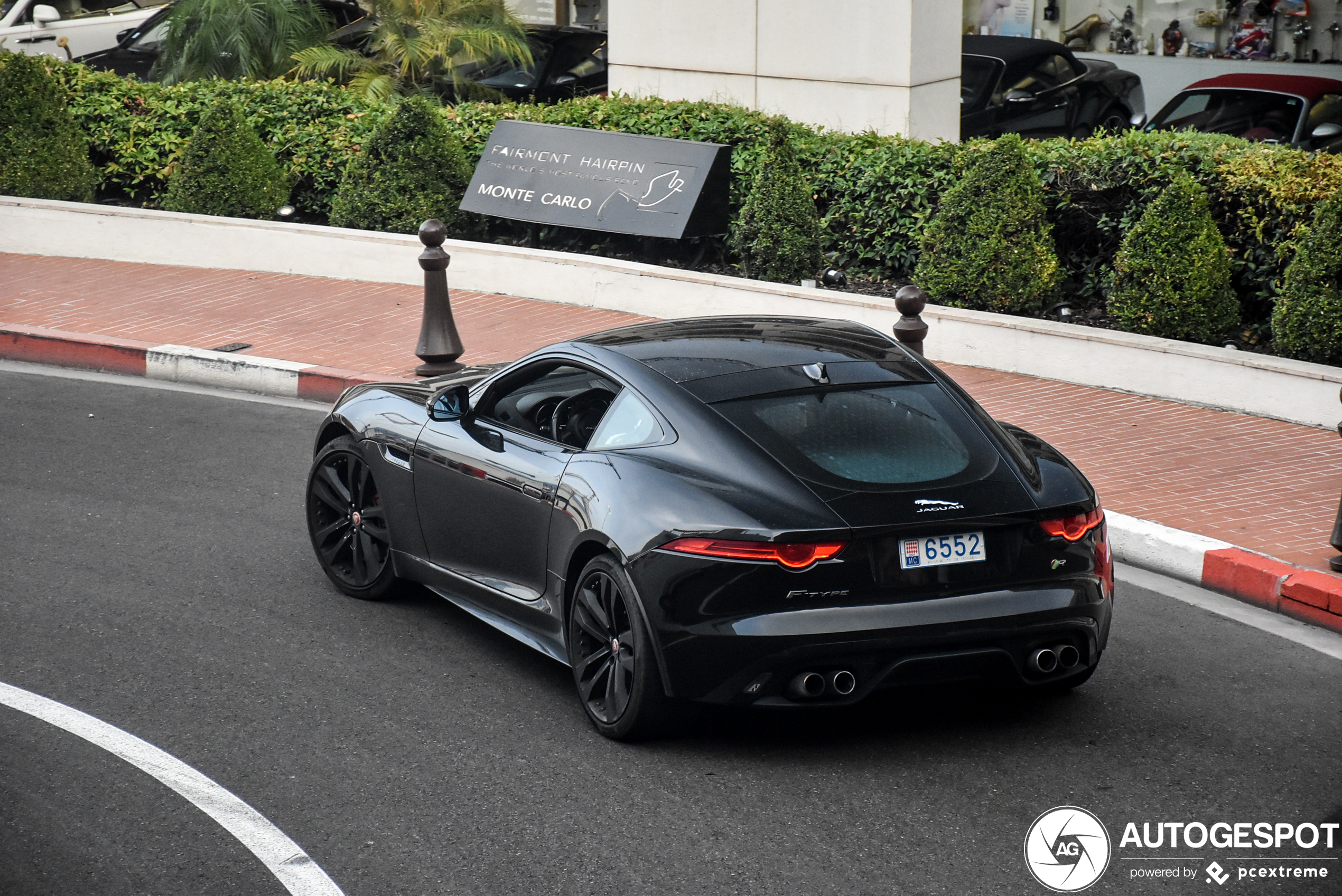 Jaguar F-TYPE R Coupé