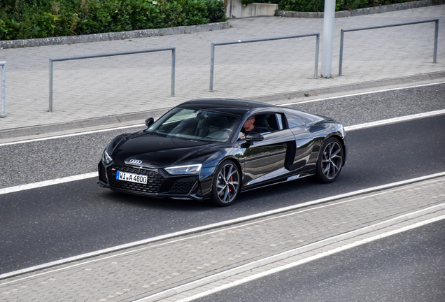 Audi R8 V10 Plus 2015