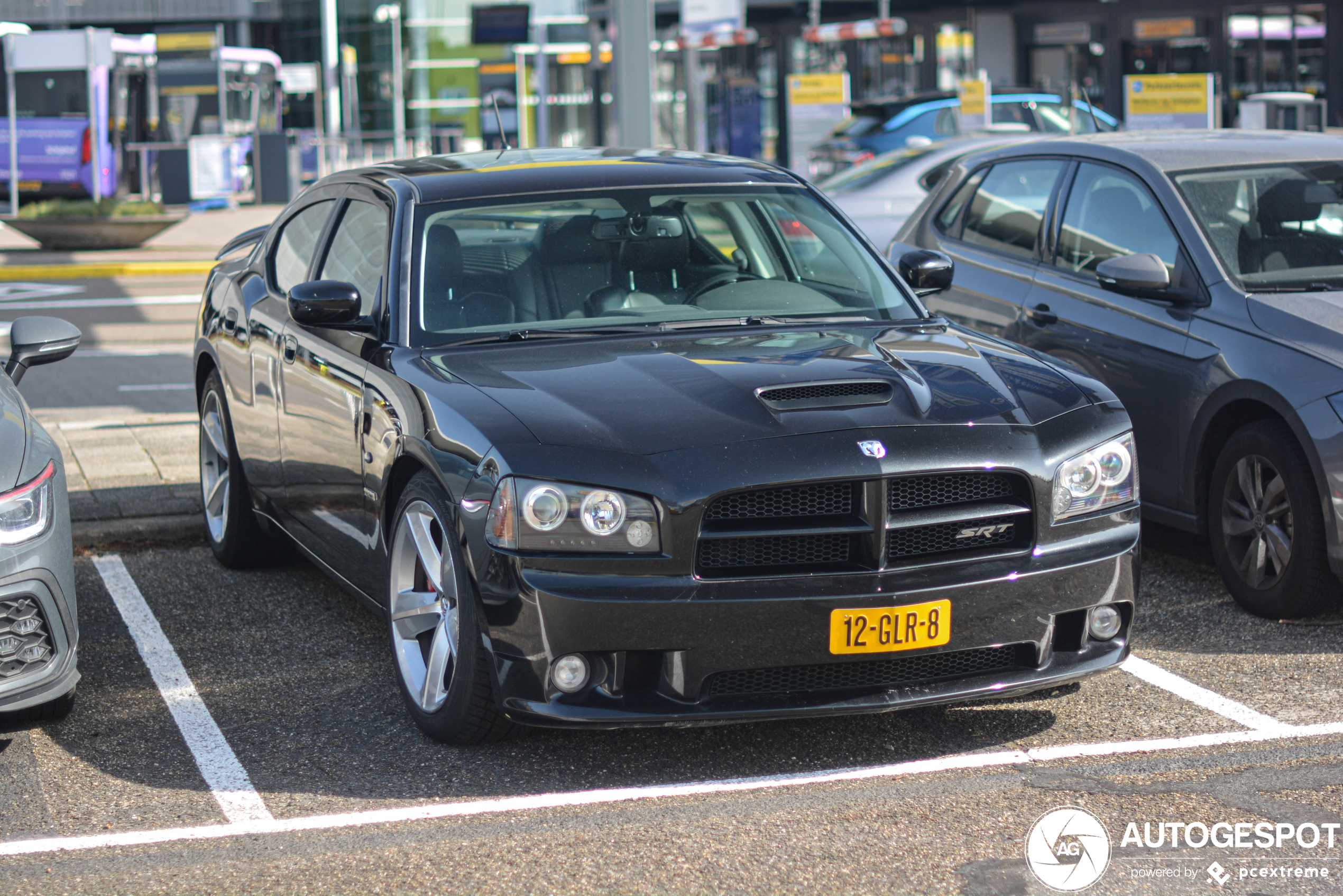 Dodge Charger SRT-8