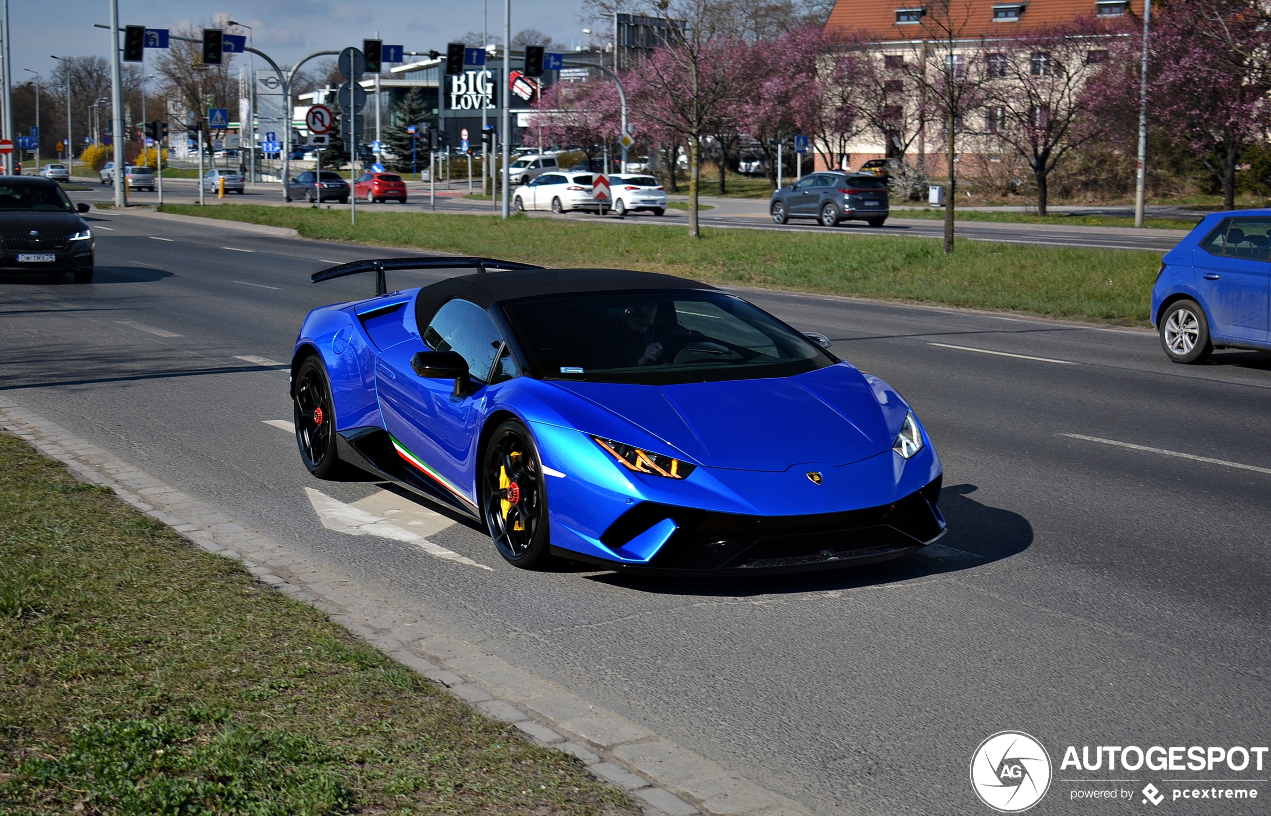 Lamborghini Huracán LP640-4 Performante Spyder