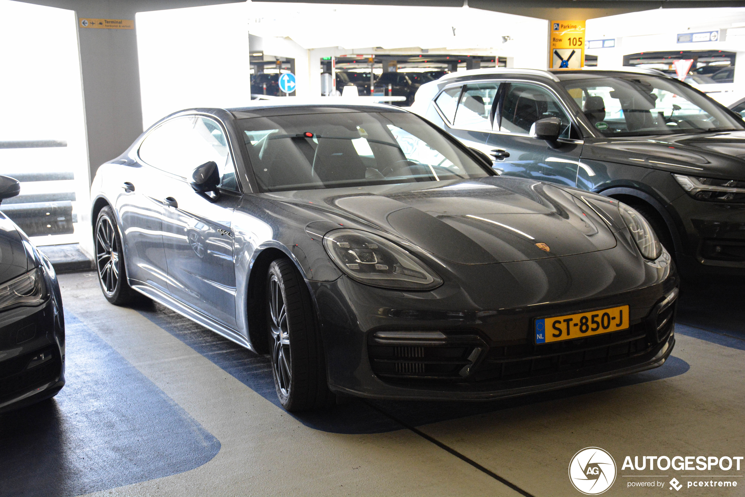 Porsche 971 Panamera Turbo S E-Hybrid