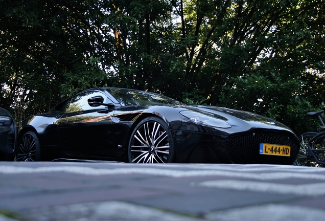 Aston Martin DBS Superleggera