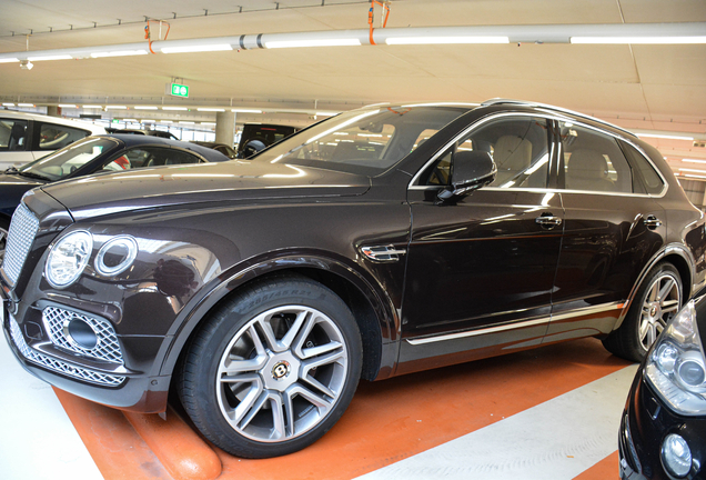 Bentley Bentayga V8