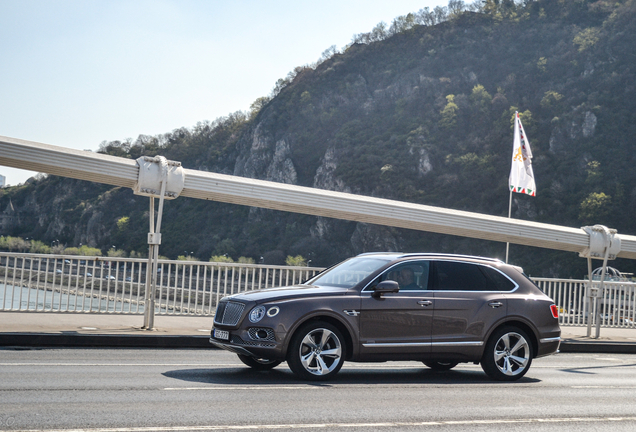 Bentley Bentayga V8