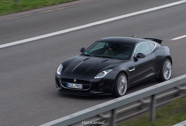 Jaguar F-TYPE S Coupé