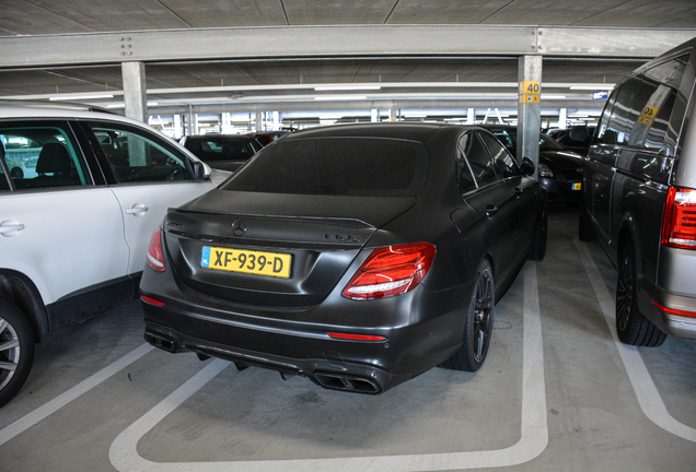 Mercedes-AMG E 63 S W213