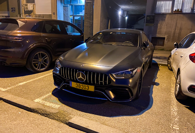 Mercedes-AMG GT 63 S X290