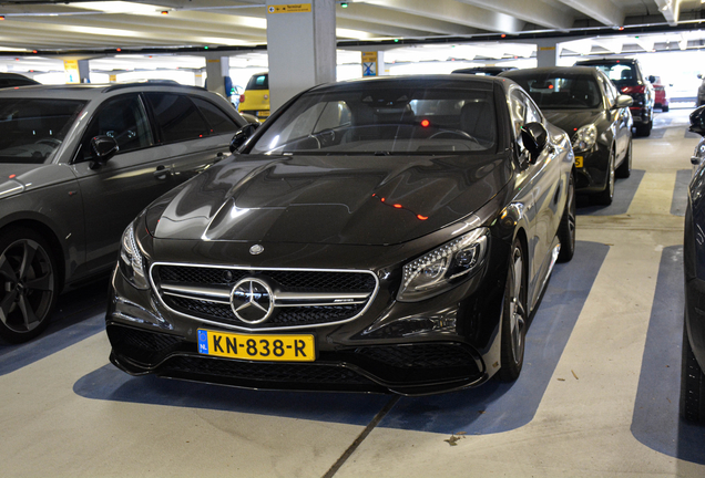 Mercedes-Benz S 63 AMG Coupé C217