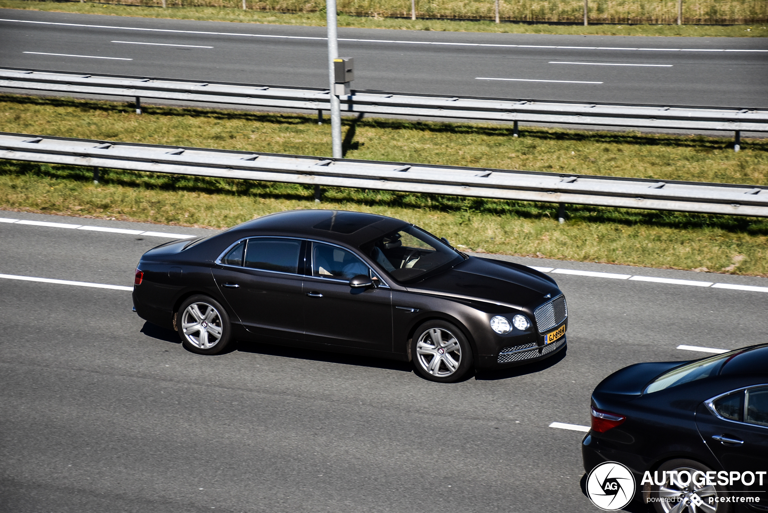 Bentley Flying Spur W12