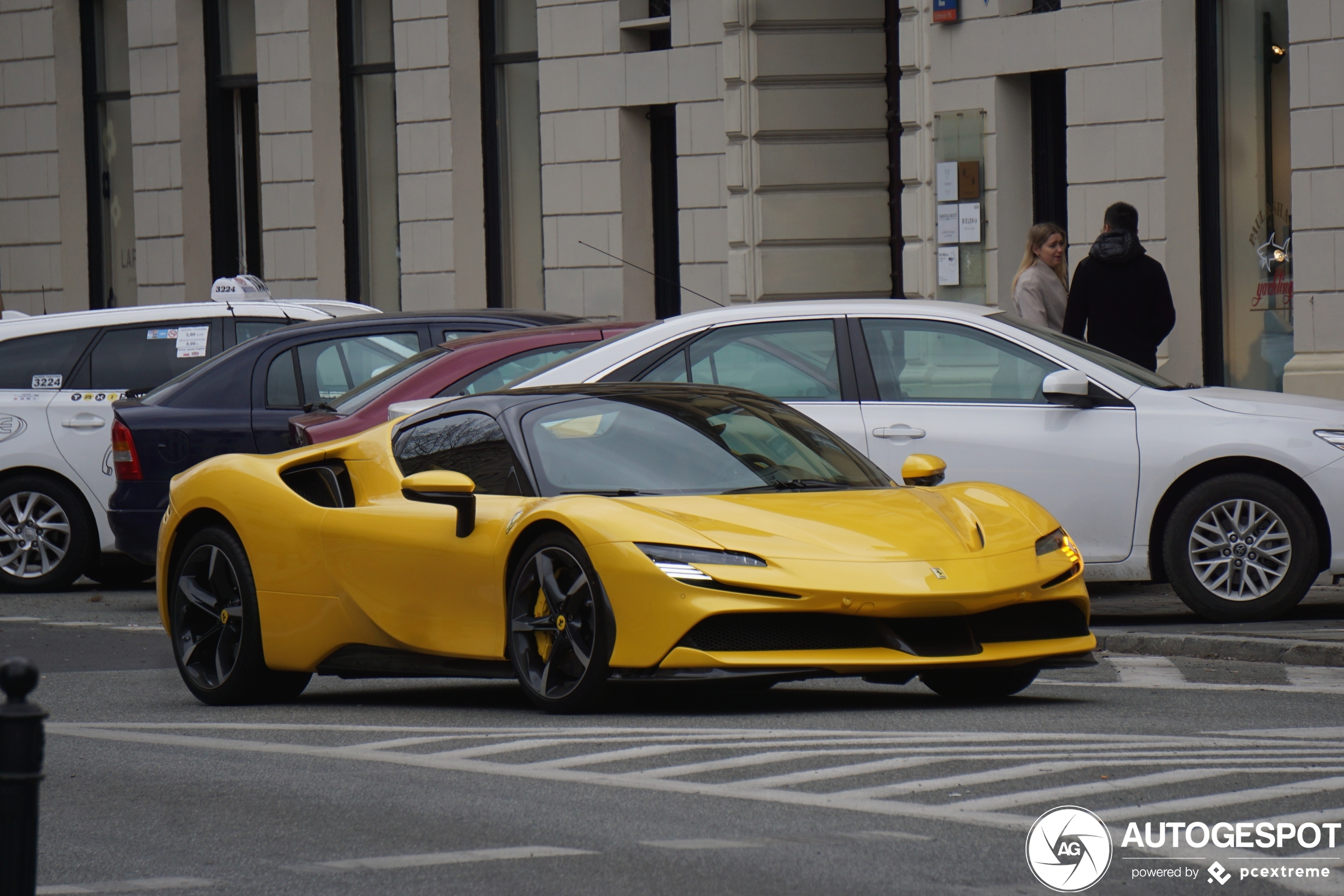 Ferrari SF90 Spider