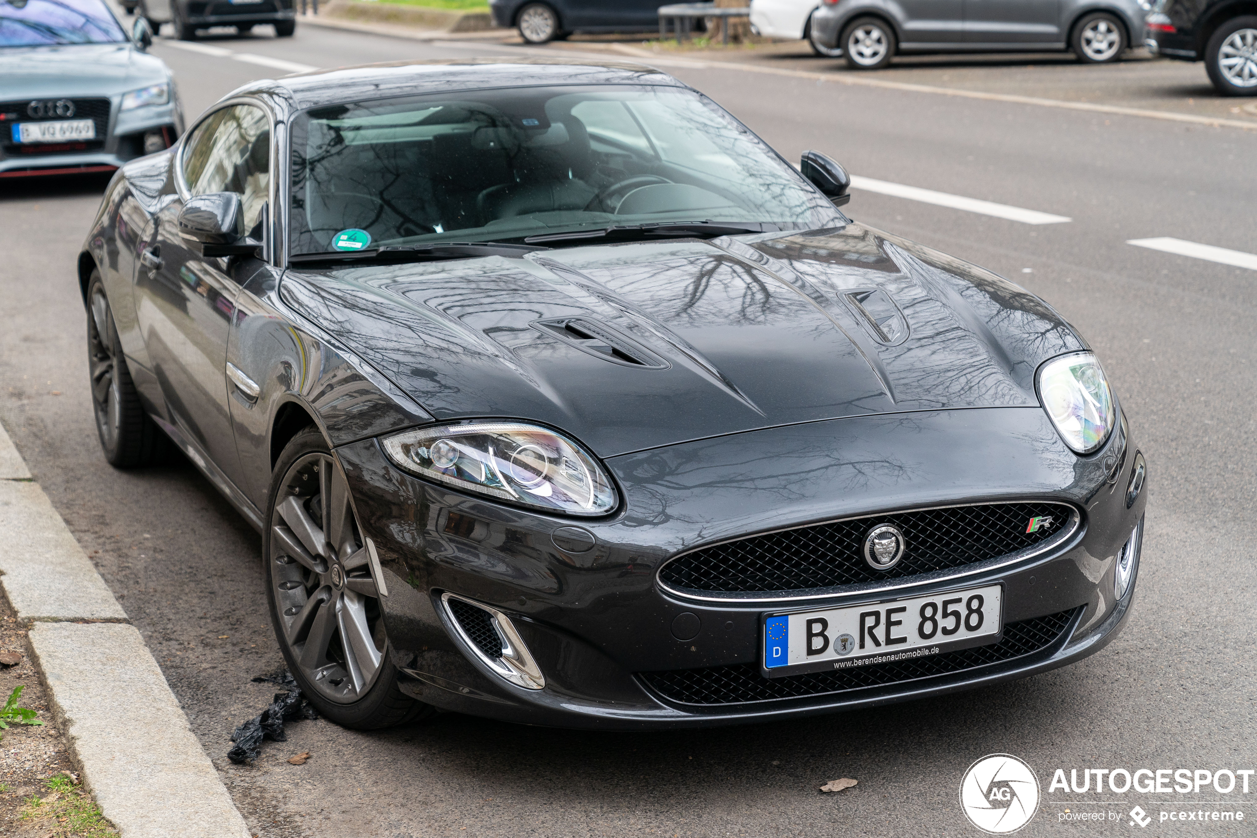 Jaguar XKR 2012