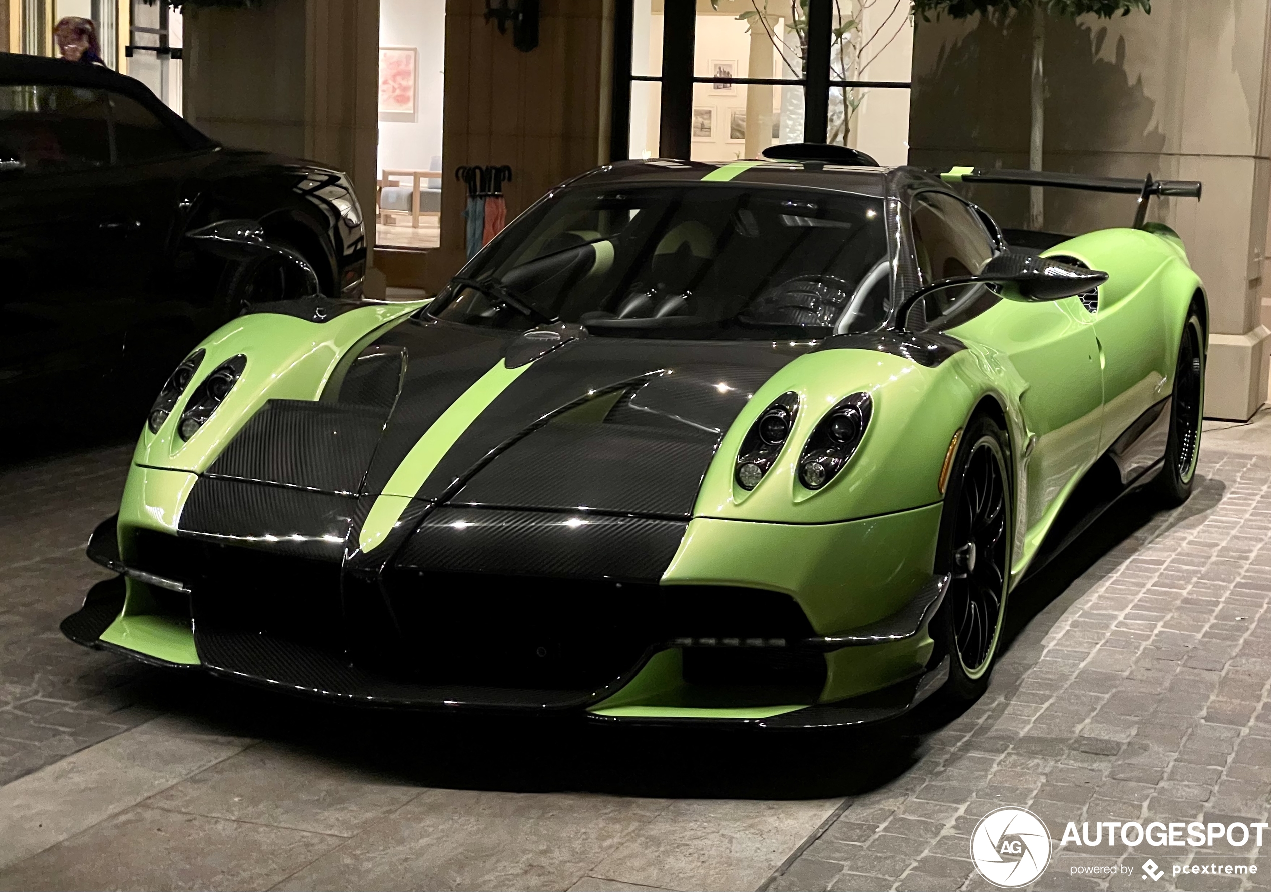 Pagani Huayra Roadster BC - 07 April 2022 - Autogespot