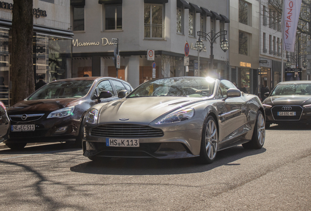 Aston Martin Vanquish Volante