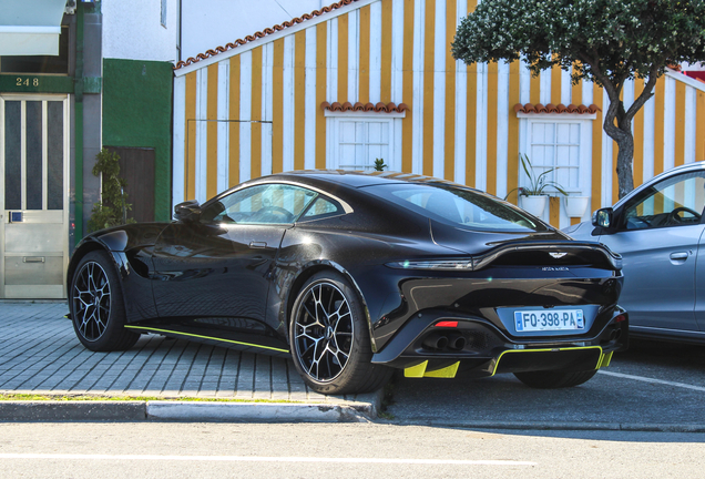 Aston Martin V8 Vantage AMR 2019