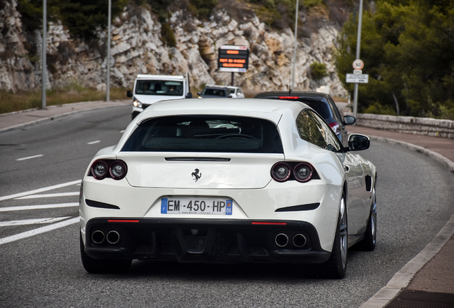 Ferrari GTC4Lusso