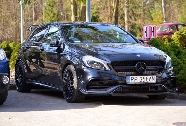 Mercedes-AMG A 45 W176 2015