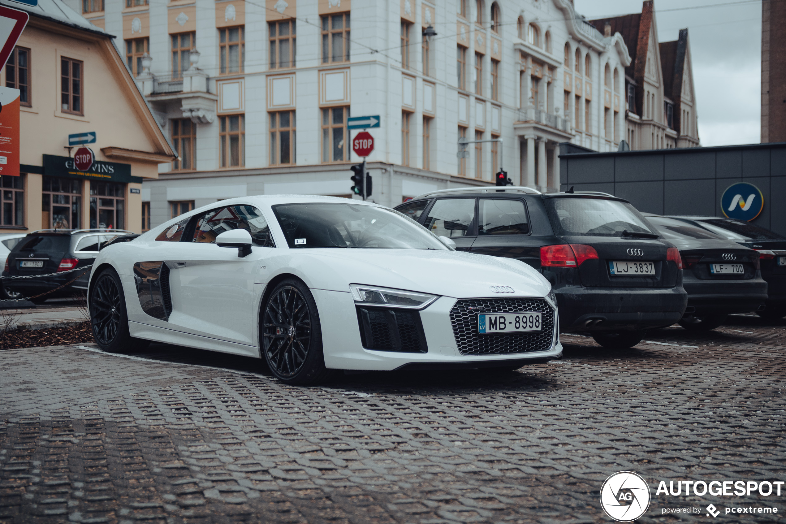 Audi R8 V10 Plus 2015