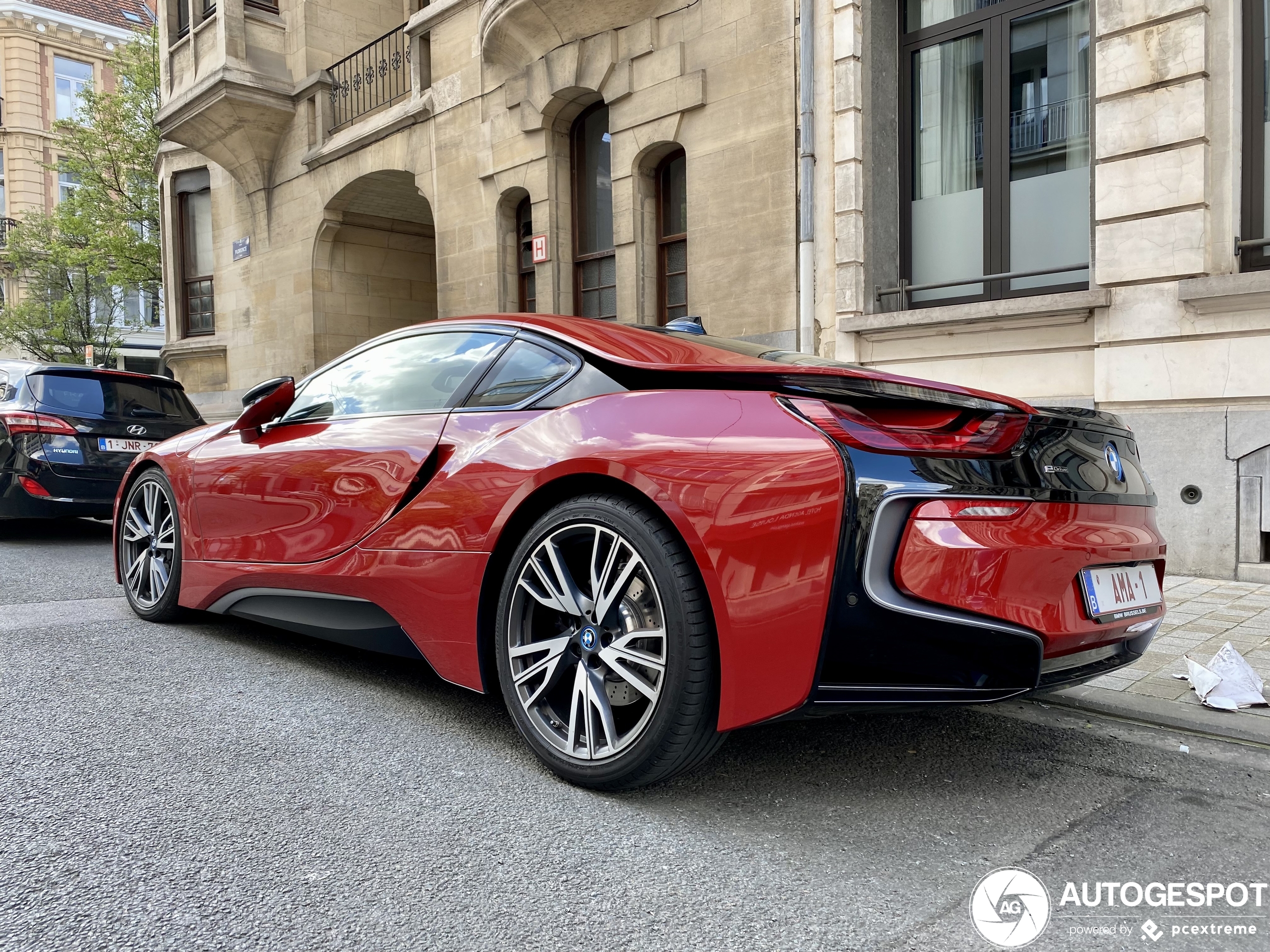 BMW i8 Protonic Red Edition