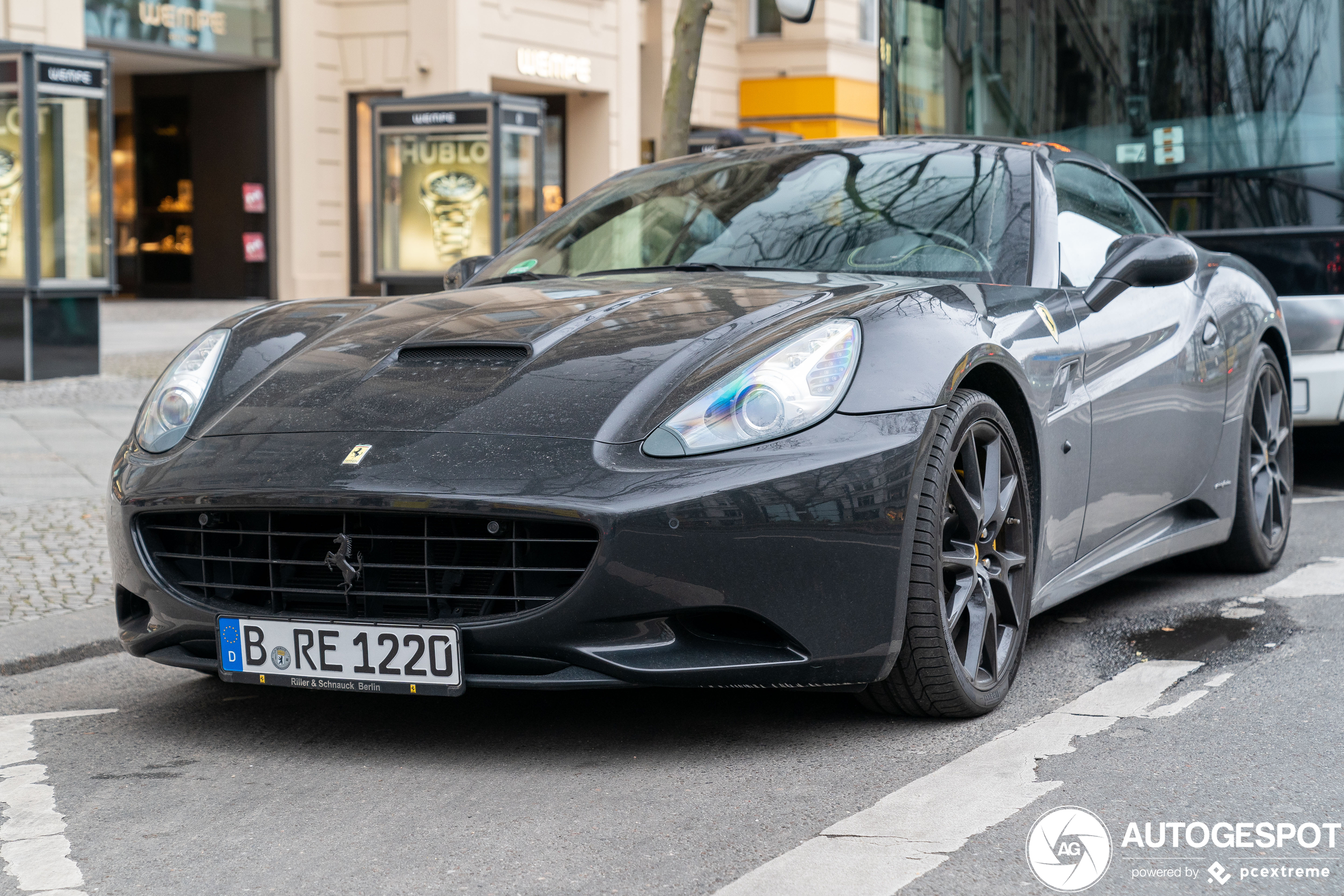 Ferrari California