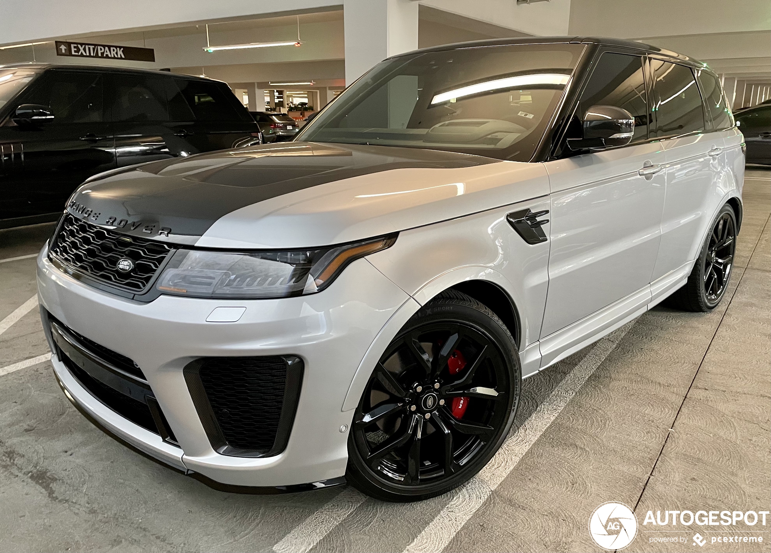 Land Rover Range Rover Sport SVR 2018 Carbon Edition