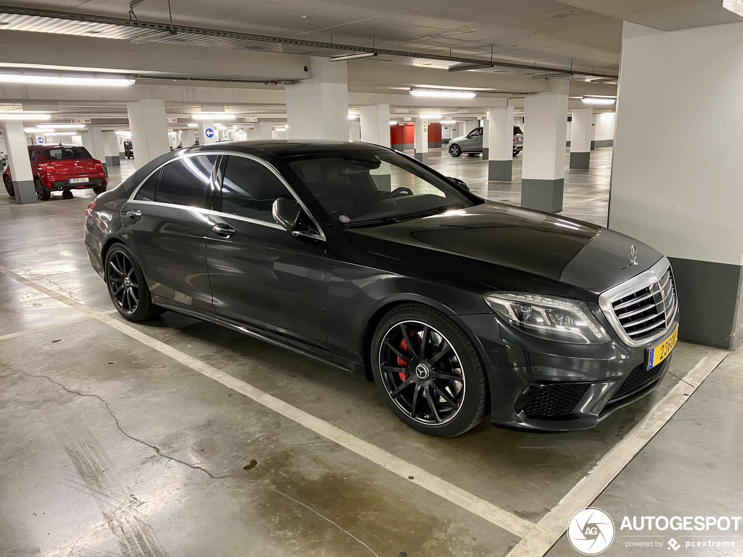 Mercedes-Benz S 63 AMG V222