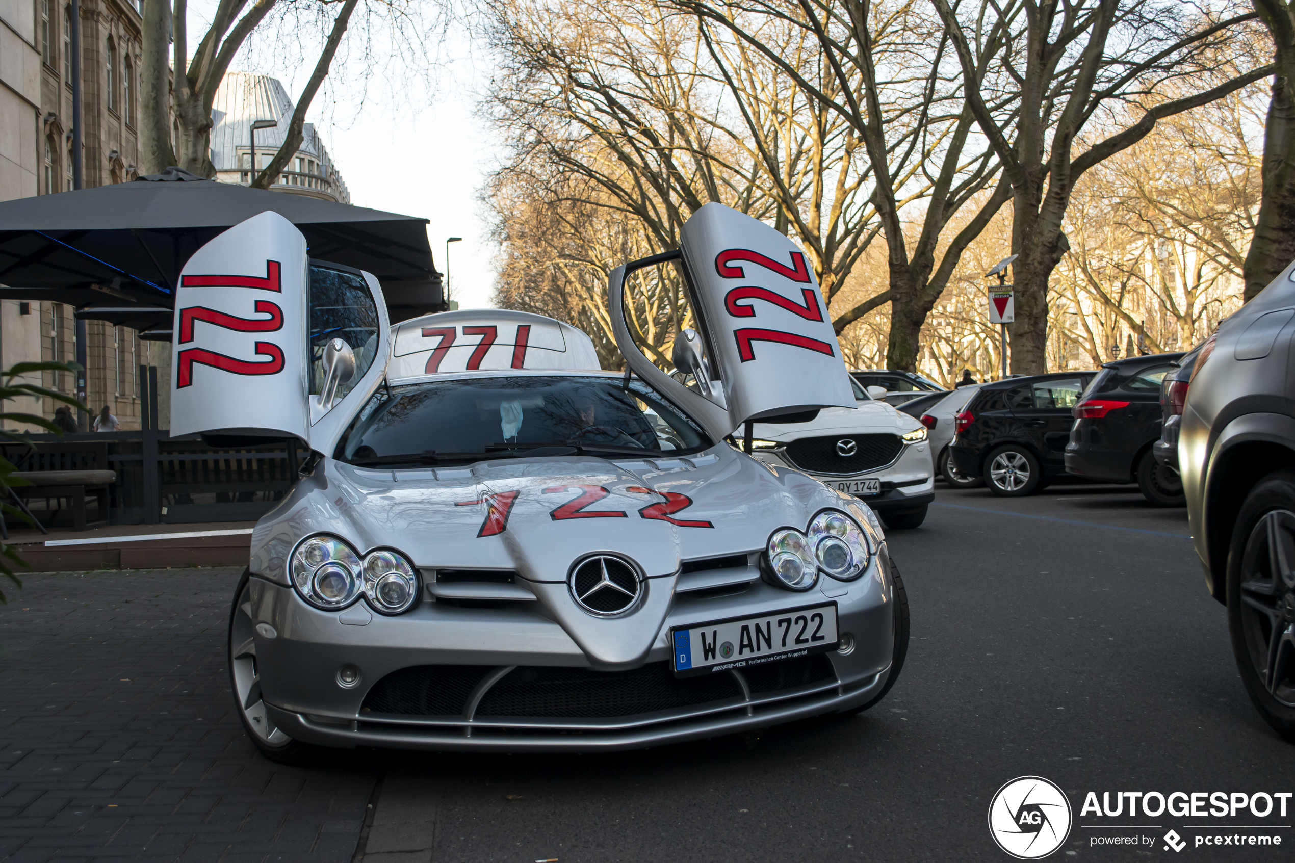 Mercedes-Benz SLR McLaren