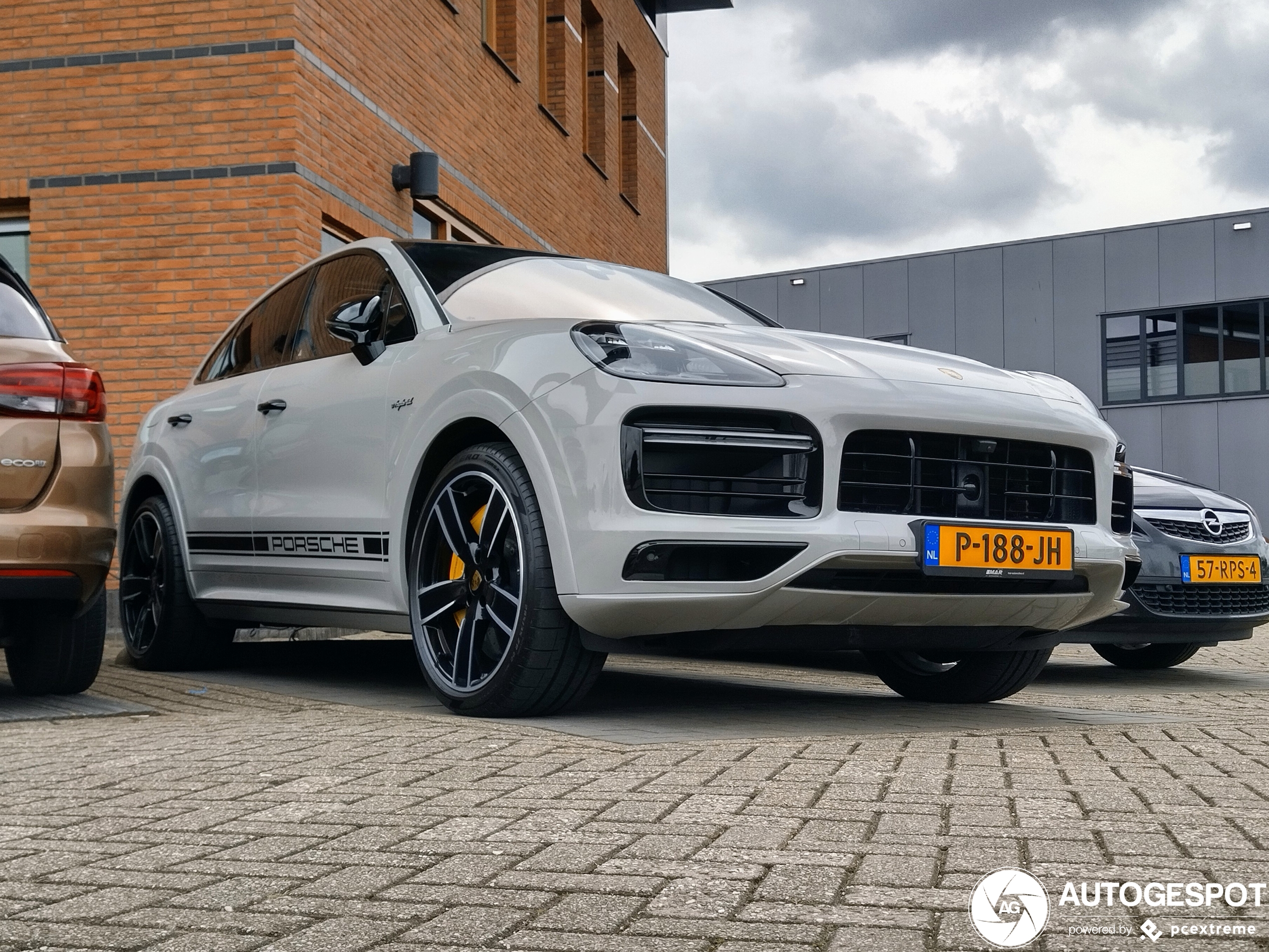 Porsche Cayenne Coupé Turbo S E-Hybrid