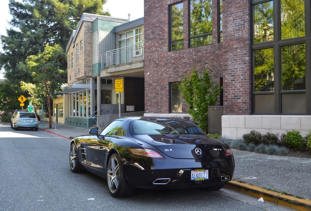 Mercedes-Benz SLS AMG