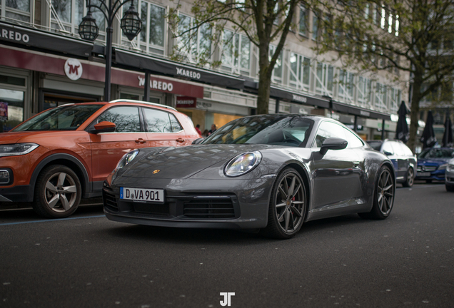 Porsche 992 Carrera S