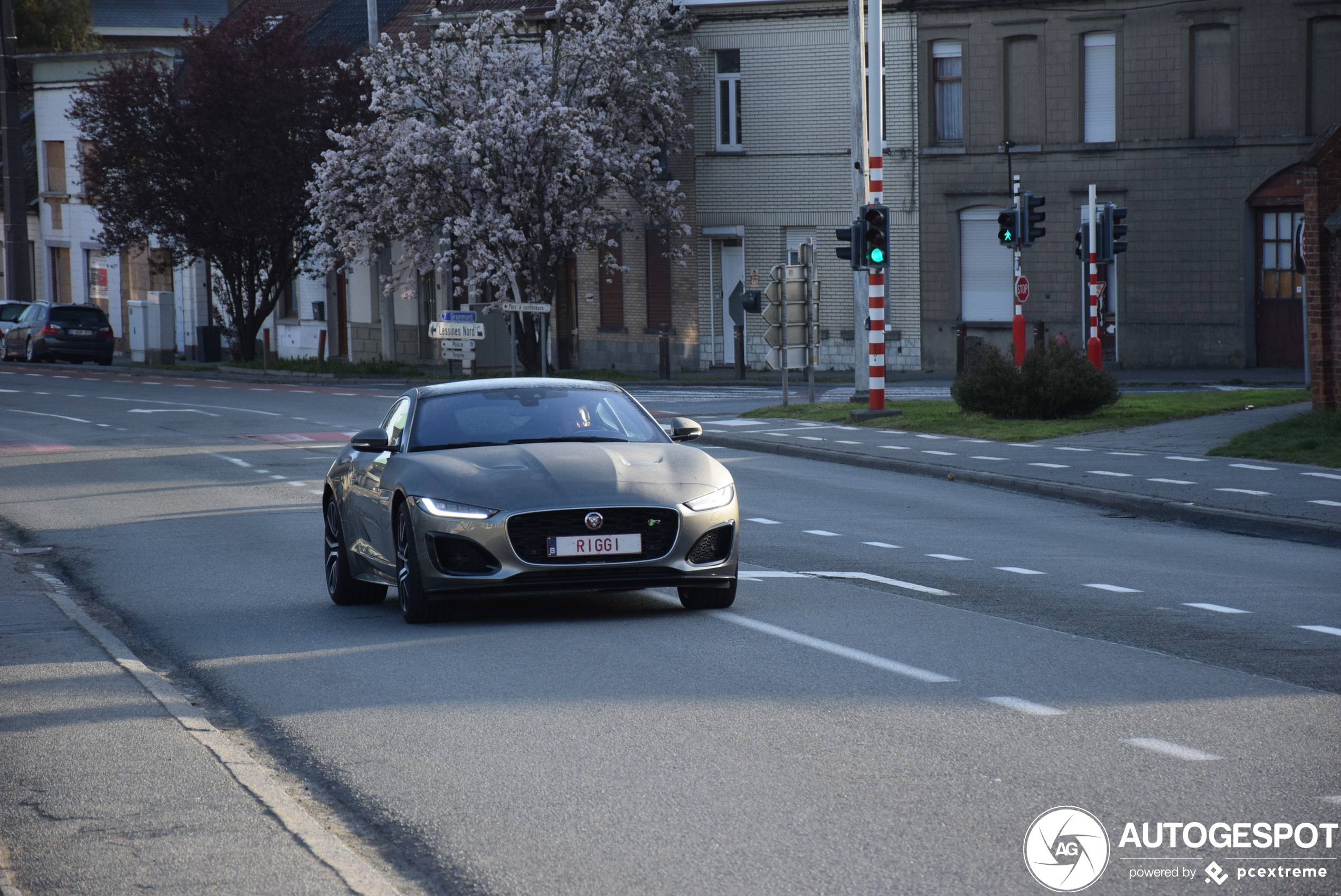 Jaguar F-TYPE R Coupé 2020