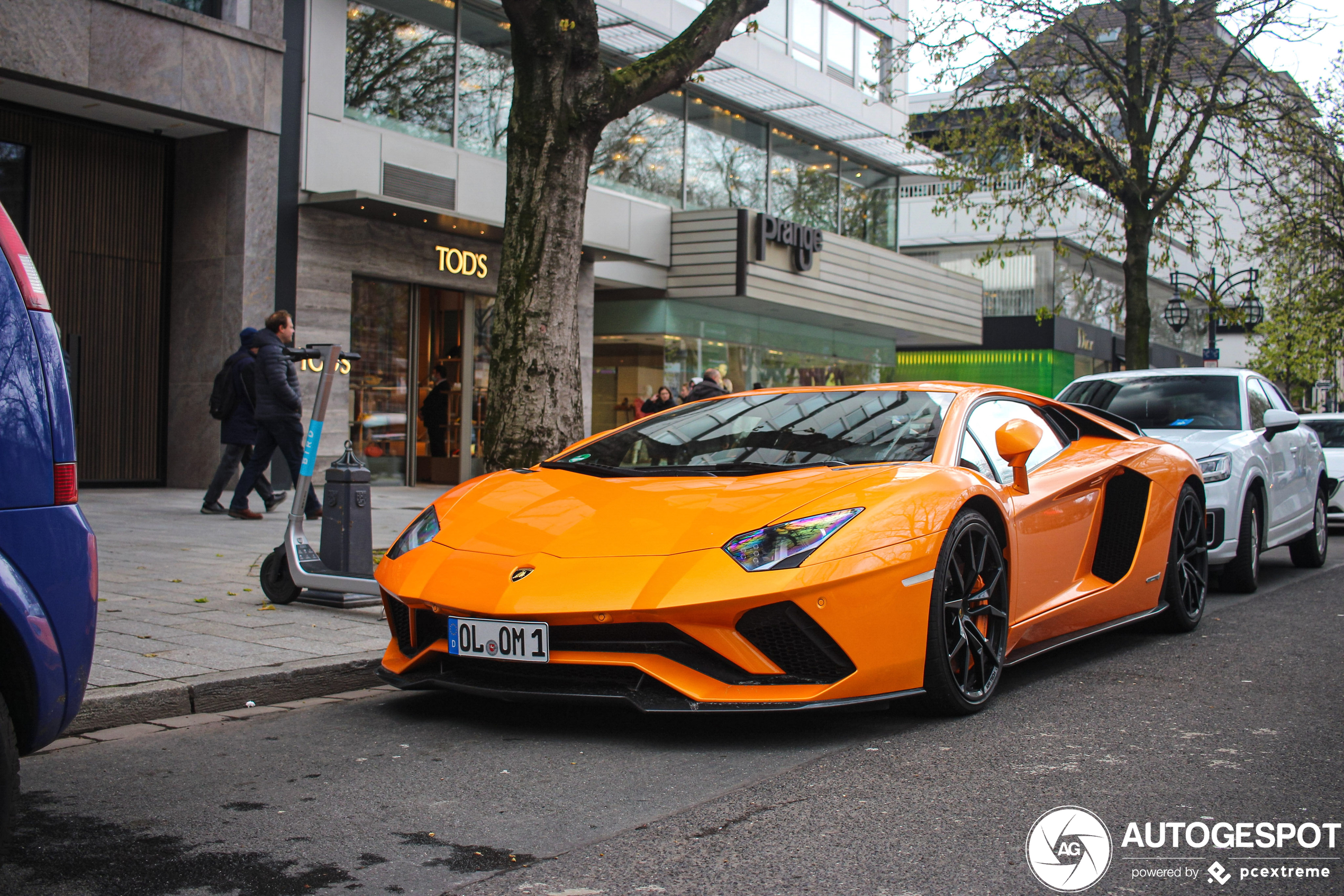 Lamborghini Aventador S LP740-4