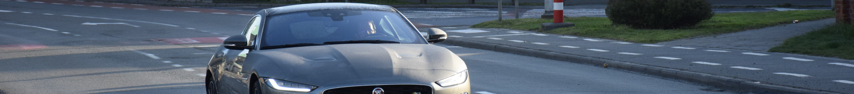 Jaguar F-TYPE R Coupé 2020