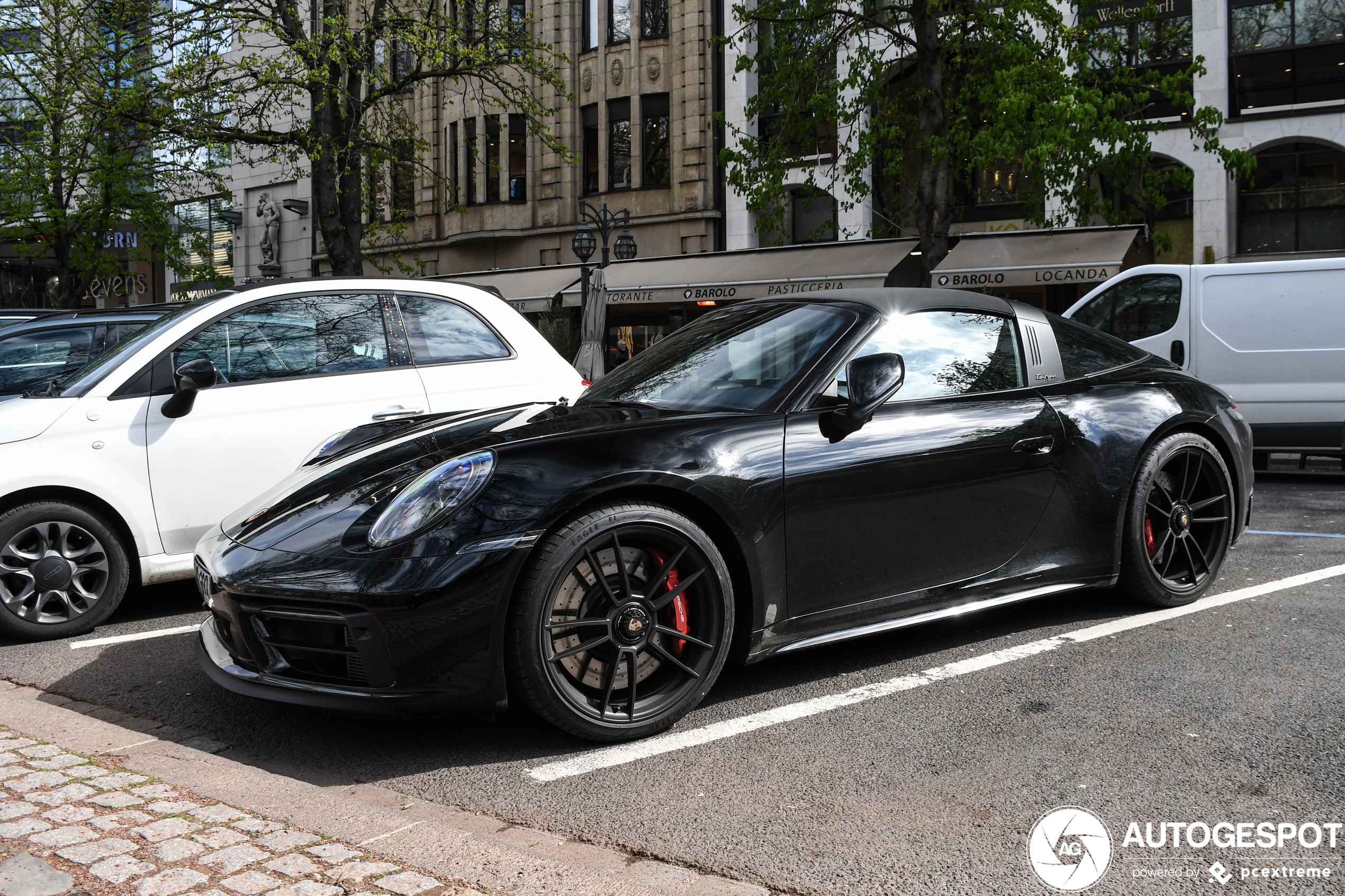 Porsche 992 Targa 4 GTS