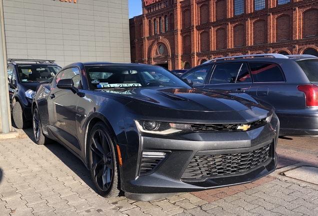 Chevrolet Camaro SS 2016 50th Anniversary