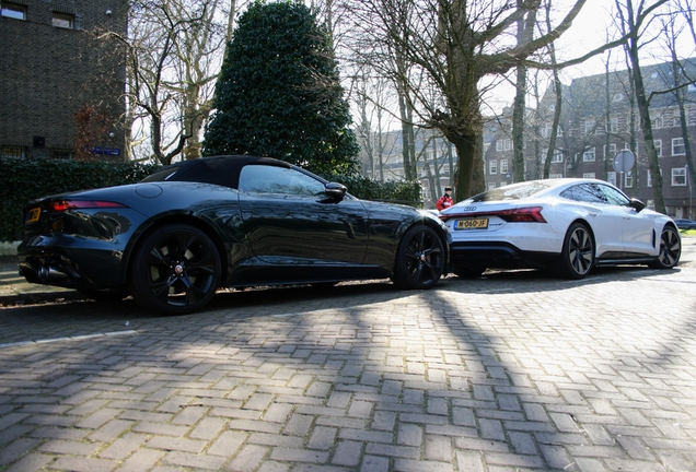 Jaguar F-TYPE P450 AWD Convertible 2020