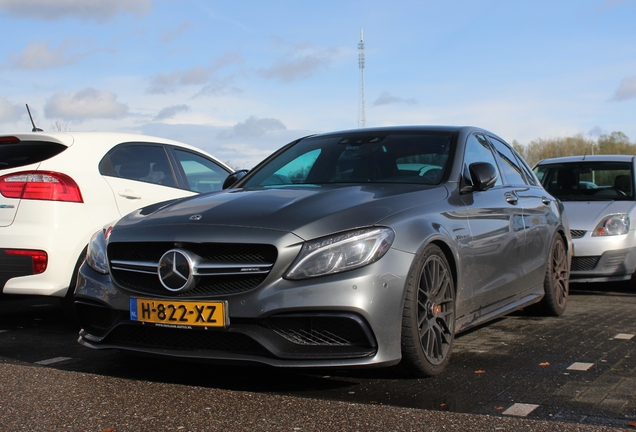 Mercedes-AMG C 63 S W205