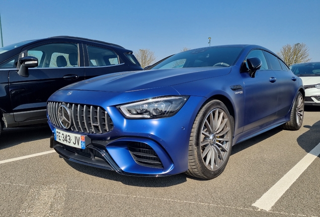 Mercedes-AMG GT 63 S X290