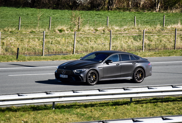 Mercedes-AMG GT 63 S X290