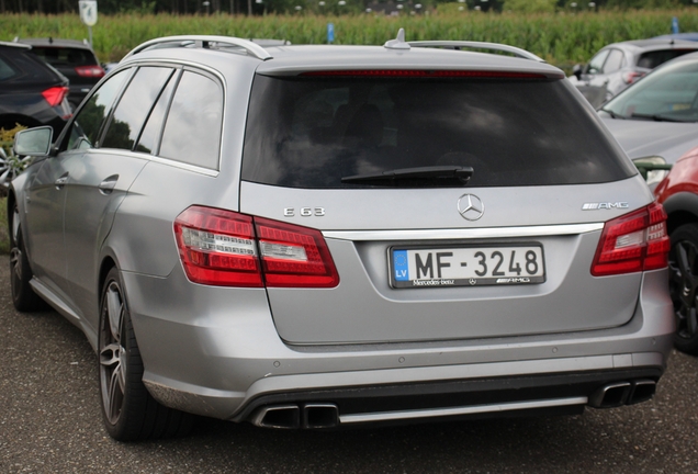 Mercedes-Benz E 63 AMG S212