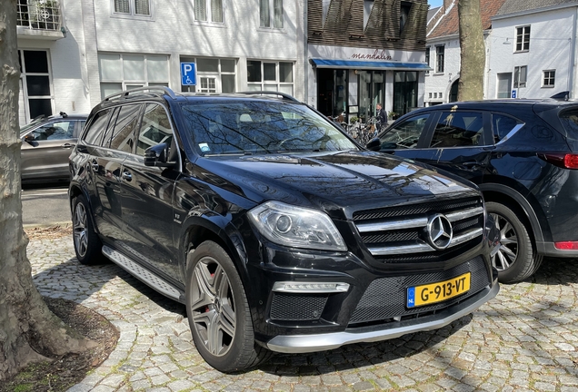 Mercedes-Benz GL 63 AMG X166