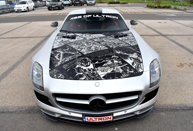 Mercedes-Benz SLS AMG