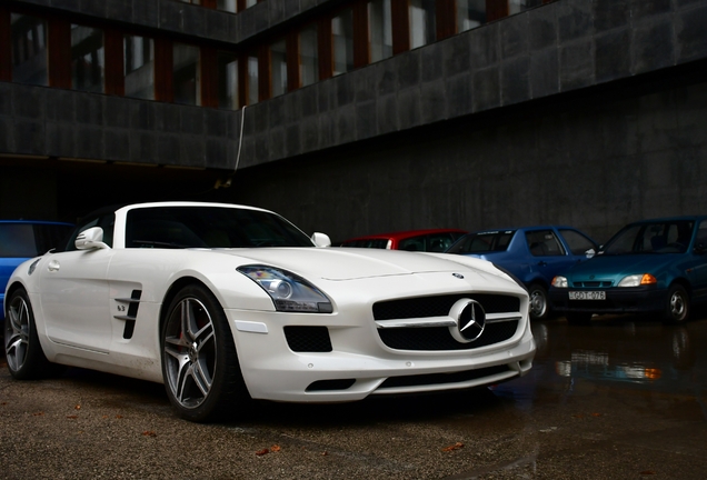 Mercedes-Benz SLS AMG Roadster