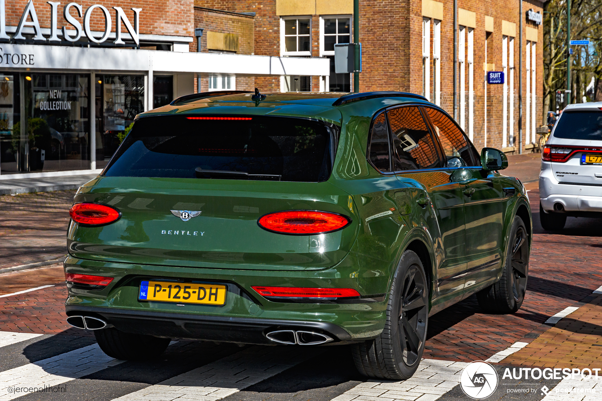 Bentley Bentayga Hybrid 2021