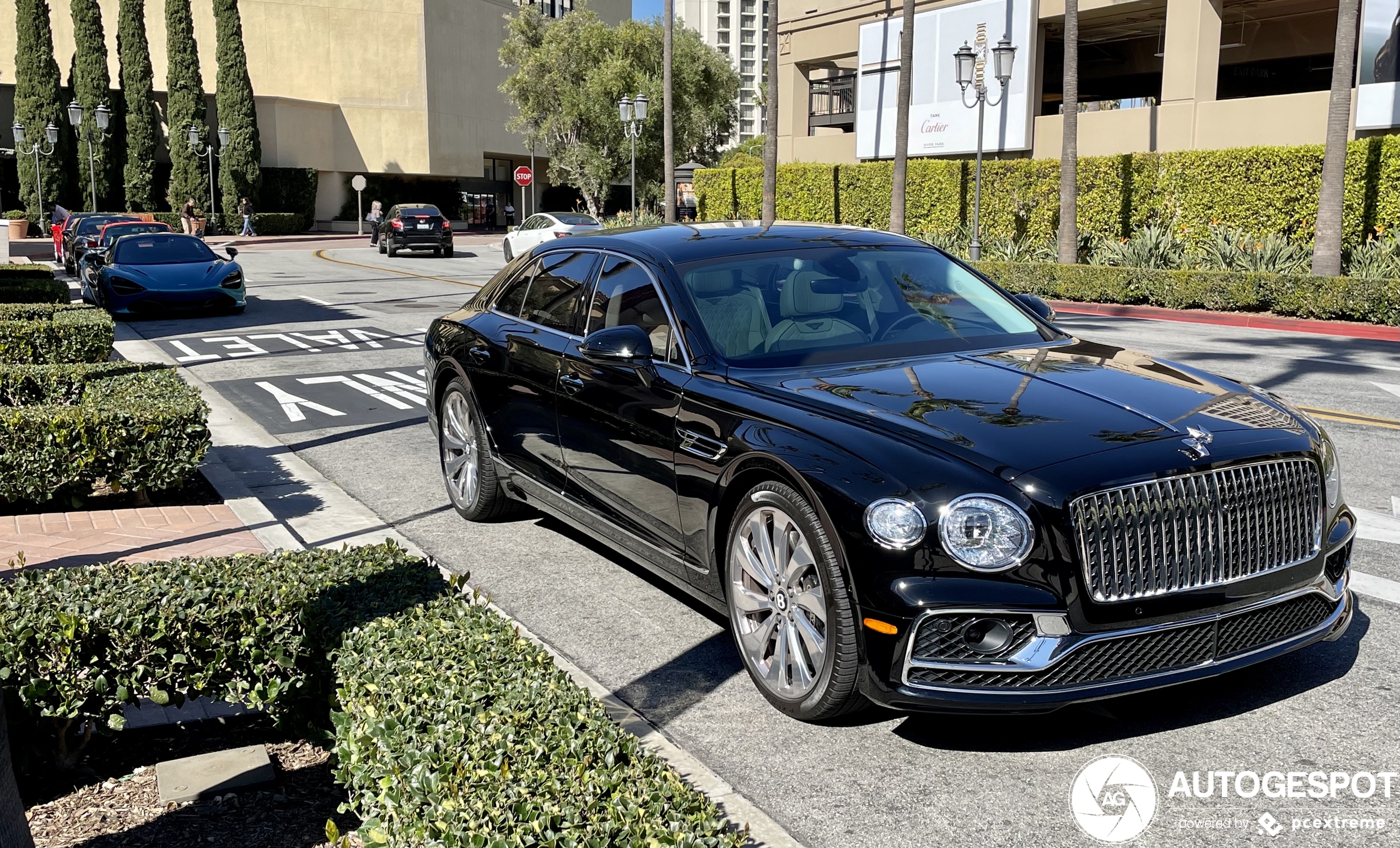 Bentley Flying Spur V8 2021